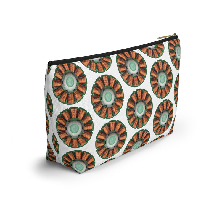 Pouch_DYNAMO